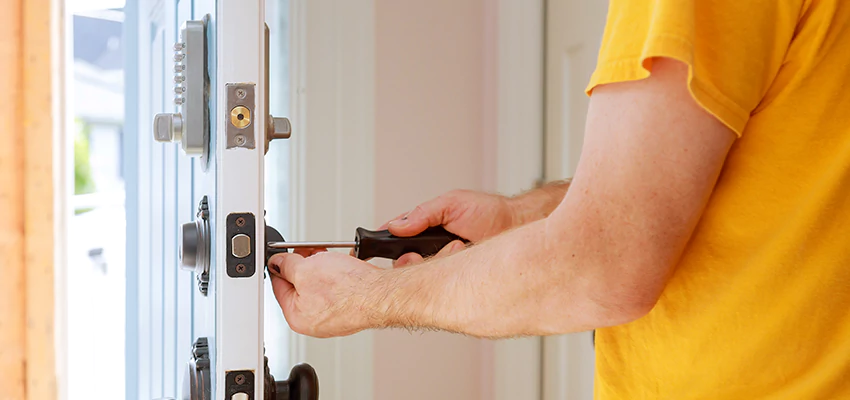 Eviction Locksmith For Key Fob Replacement Services in South Miami Heights, FL