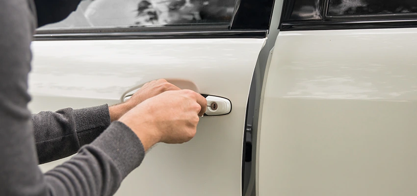 Unlock Car Door Service in South Miami Heights, FL